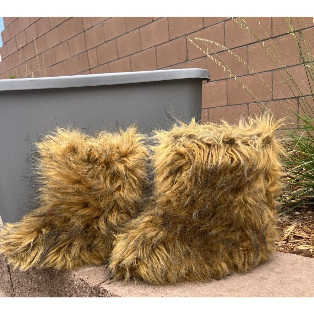 Shaggy Faux Fur Boots Size 40 Brown Furry Yeti Festival Costume Winter Boots